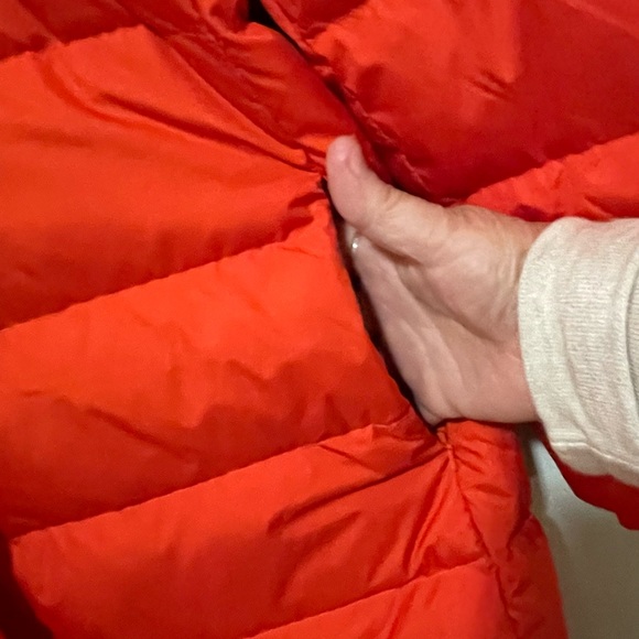 NWT LANDS END DOWN-FILLED PUFFER COAT - Picture 3 of 13